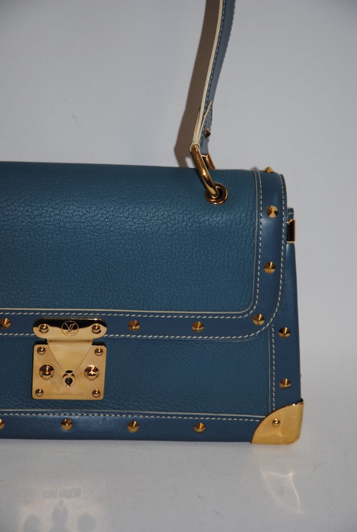 blue suhali Louis Vuitton Sac Le Talentueux, Measurements: Length: 12.2” Height: 8.3” Depth: 4.7” Strap Drop: 10–12” adjustable