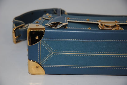 blue suhali Louis Vuitton Sac Le Talentueux, Measurements: Length: 12.2” Height: 8.3” Depth: 4.7” Strap Drop: 10–12” adjustable