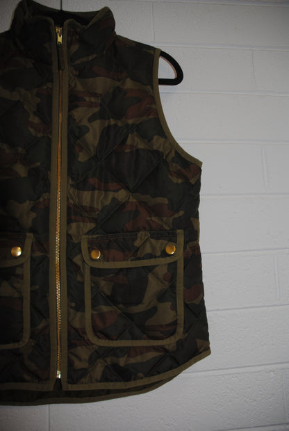 camo J. Crew puffer vest, S