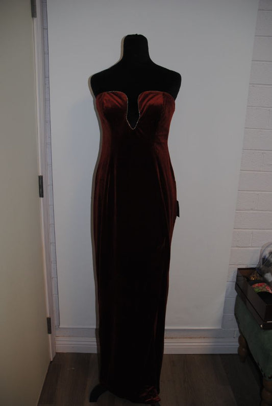 burnt sienna Lulus sweetheart neckline velvet gown, L
