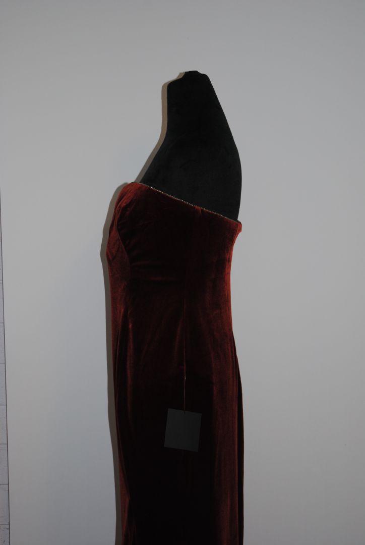 burnt sienna Lulus sweetheart neckline velvet gown, L