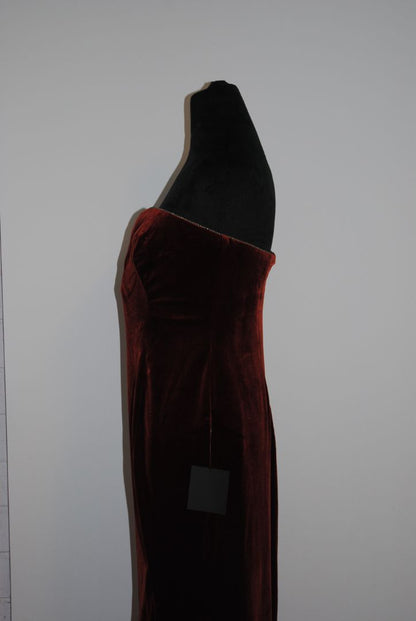 burnt sienna Lulus sweetheart neckline velvet gown, L