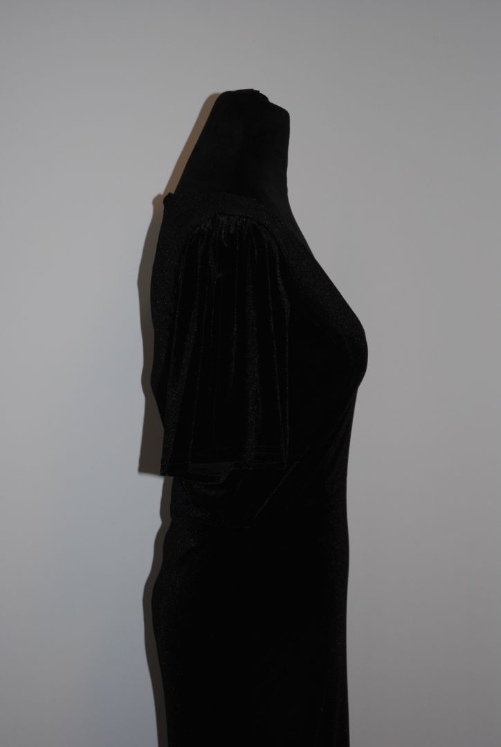 Lulus Black Flutter Velvet Maxi Dress S