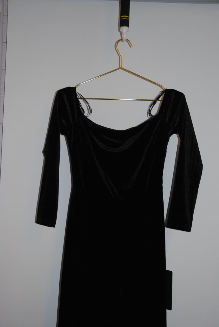 Lulus Black Velvet Bow Detail Jumpsuit S