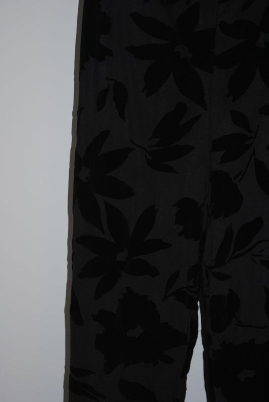 black Lulus floral velvet strapless jumpsuit, S