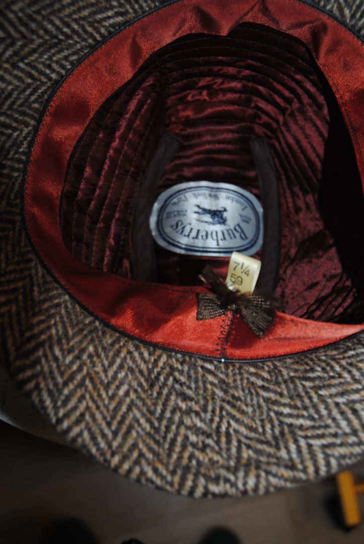 tweed brown Burberrys tweed hat, L