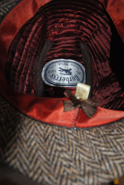 tweed brown Burberrys tweed hat, L