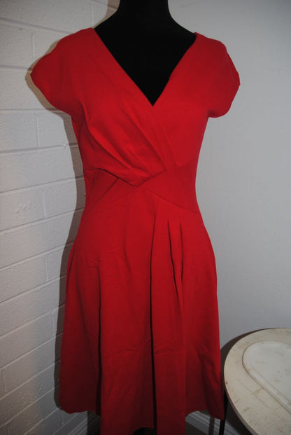 red Armani Collezioni v neck fit and flare, 2