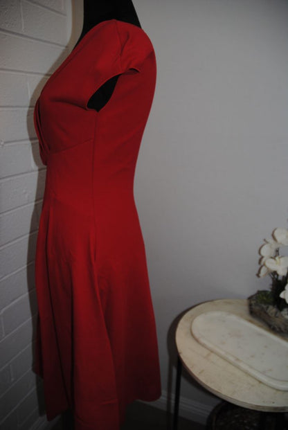 red Armani Collezioni v neck fit and flare, 2
