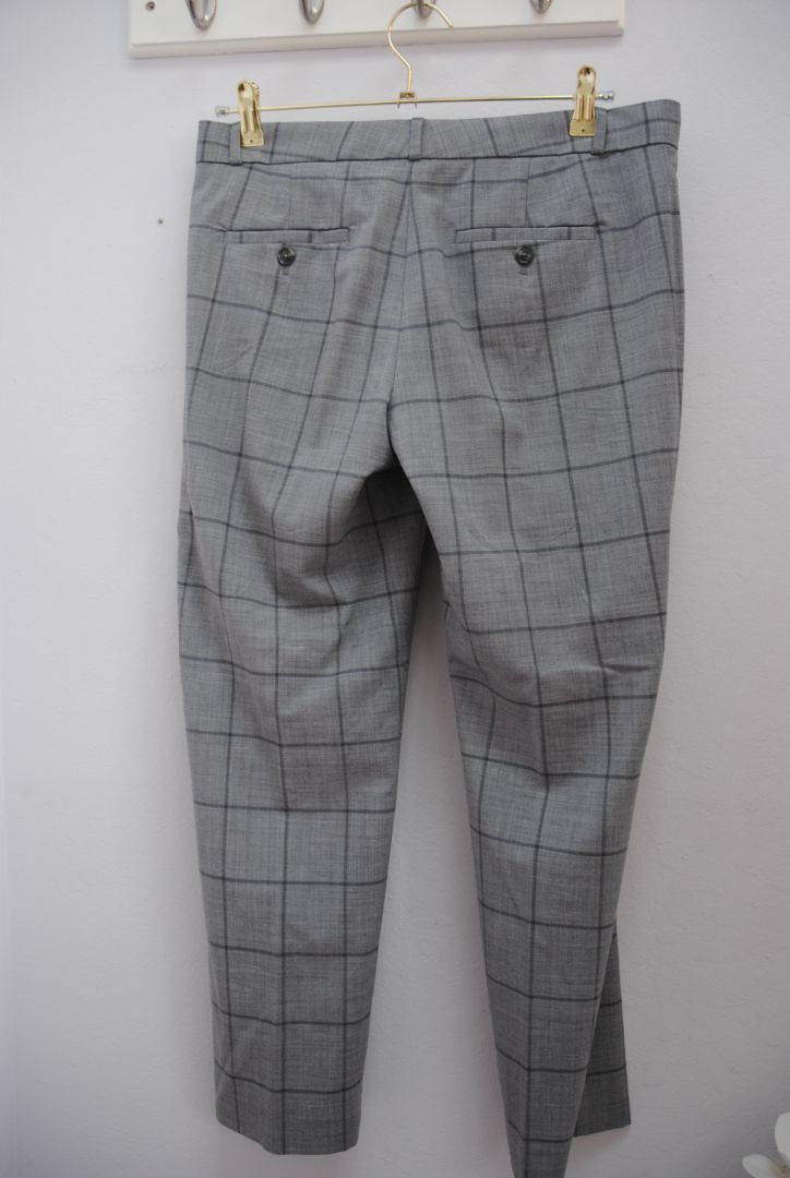 grey Banana Republic trousers, 6