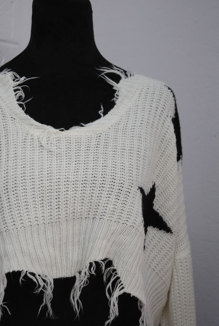 Just Polly Ivory Black Star Knit Crop Sweater M