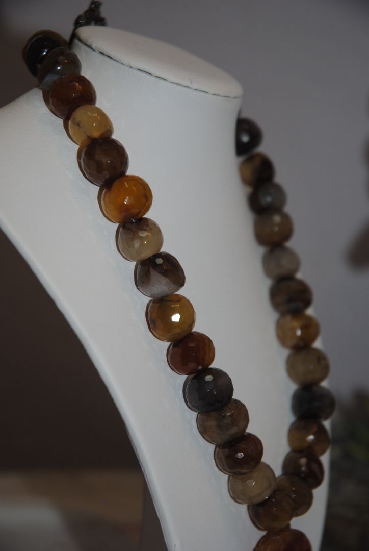 various stones Custom jade with pendant, OS