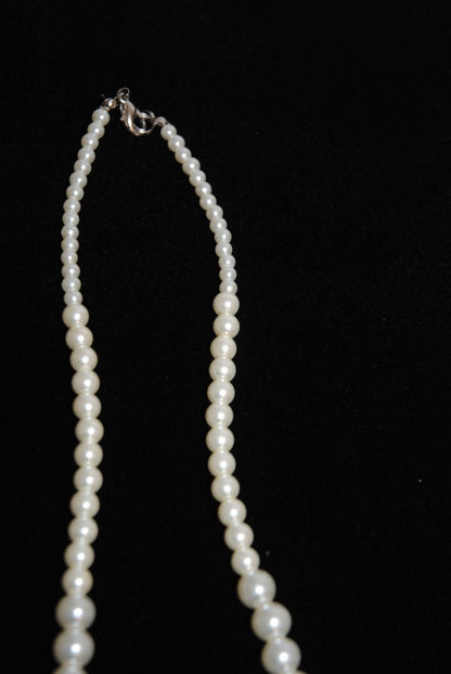white NA pearl necklace
