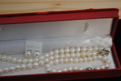 white NA pearl complete set