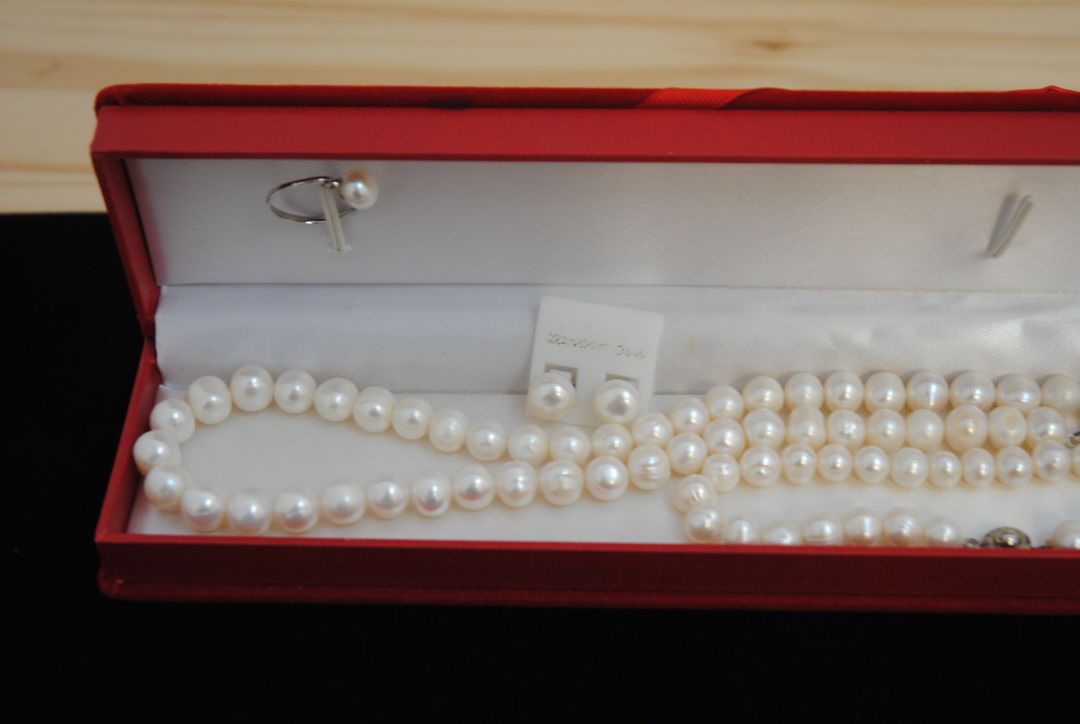 white NA pearl complete set