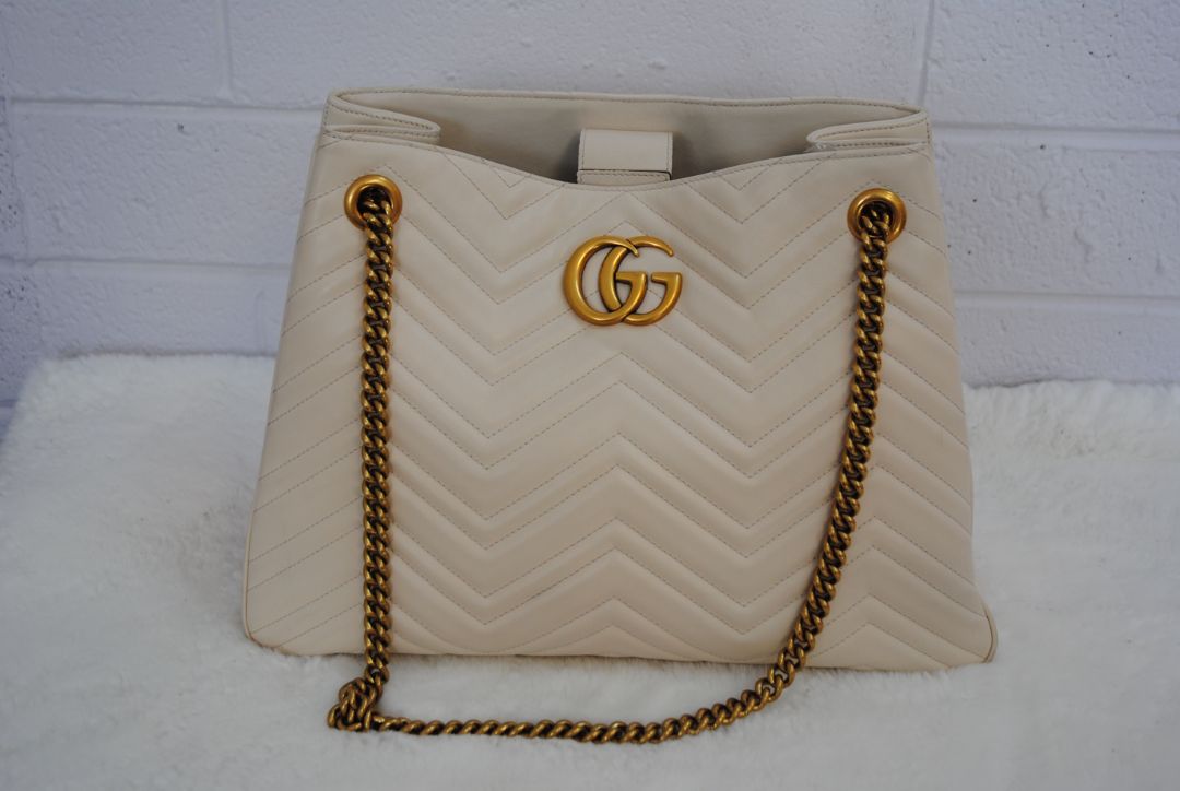 ivory Gucci GG Marmont Matelasse Chevron