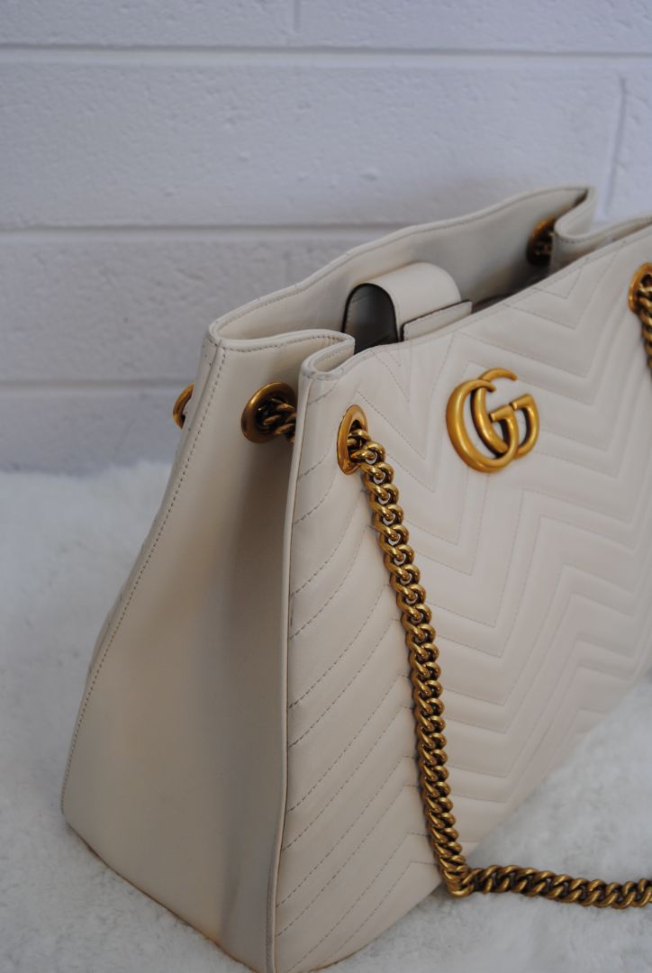 ivory Gucci GG Marmont Matelasse Chevron
