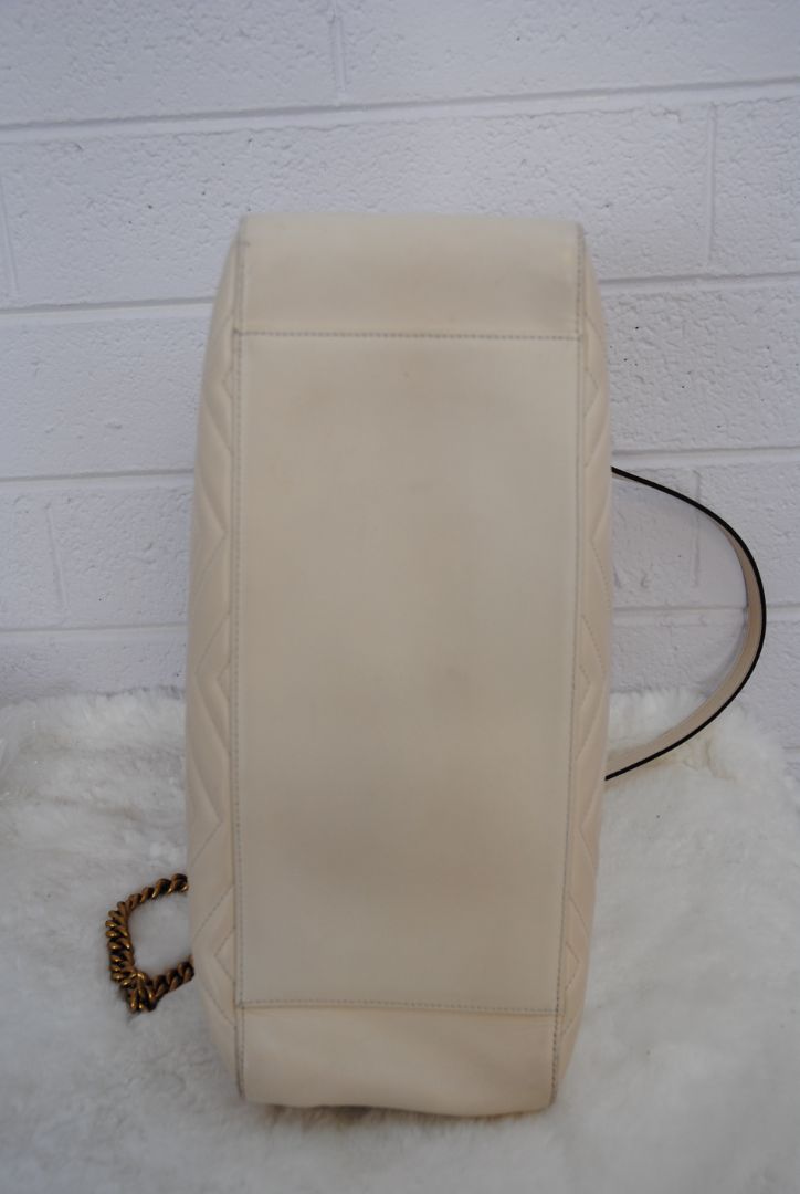 ivory Gucci GG Marmont Matelasse Chevron