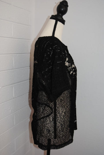 In Earnest Black Lace Zip Top S