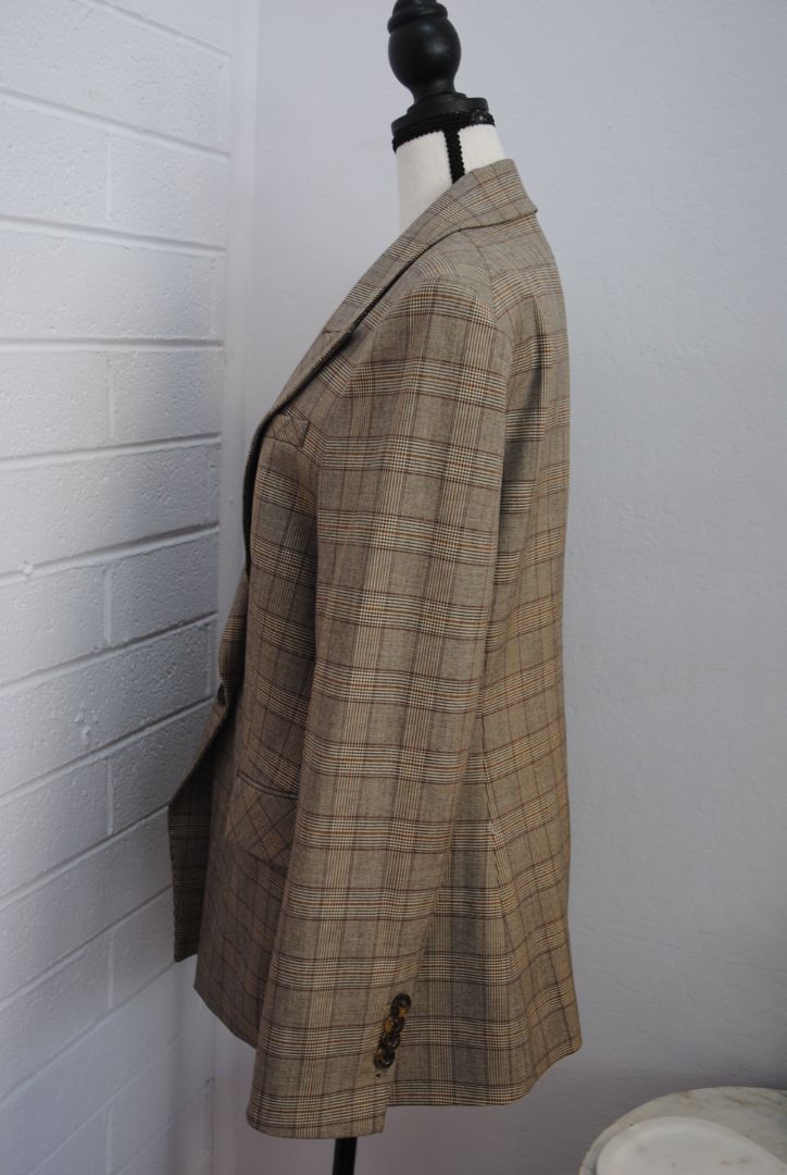 brown houndstooth Veronica Beard single button plaid, 12
