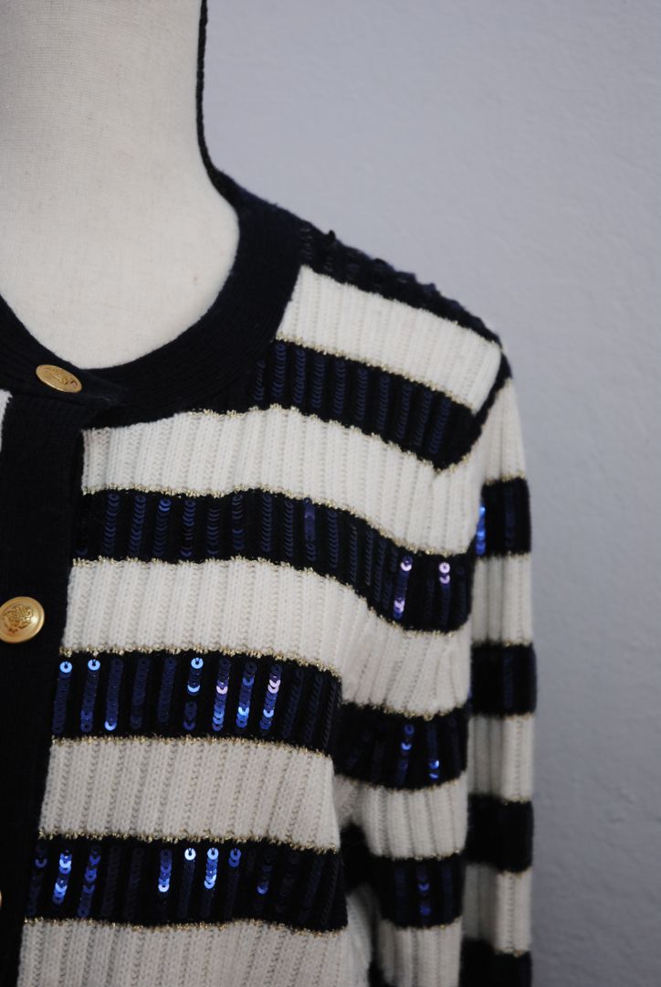 navy and white Vineyard Vines pinstripe cardigan, M