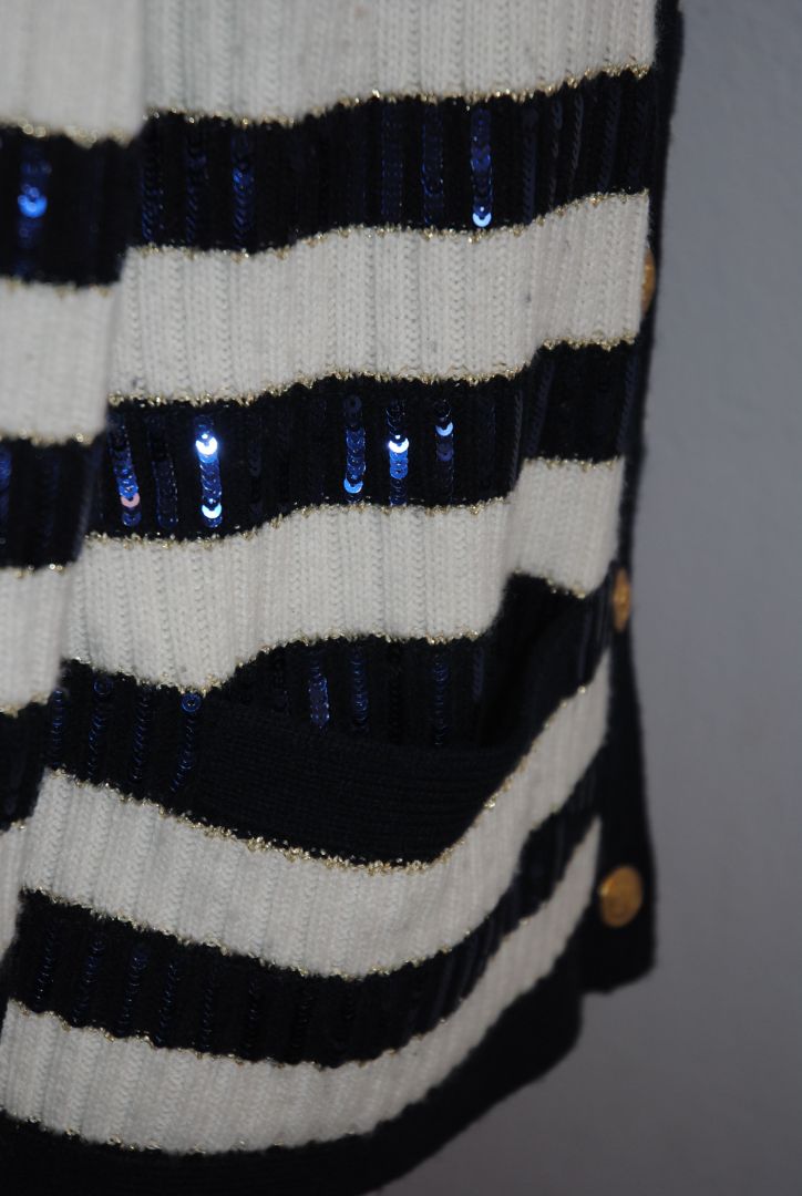 navy and white Vineyard Vines pinstripe cardigan, M