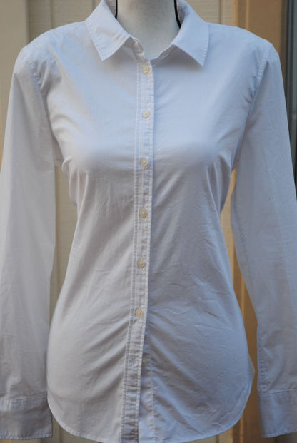 white Banana Republic button up shirt, 8