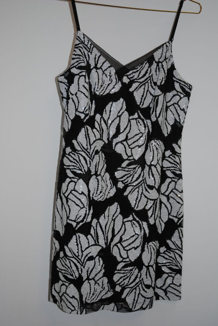 White House Black Market Black White Sequin Dress