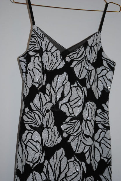 White House Black Market Black White Sequin Dress