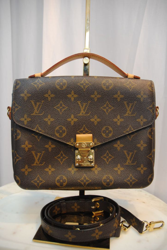 monogram Louis Vuitton Metis' Pochette monogram