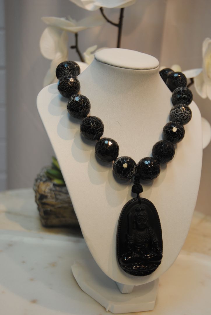onyx Arlene Palmer Crackle Agate Obsidian Necklace, one size