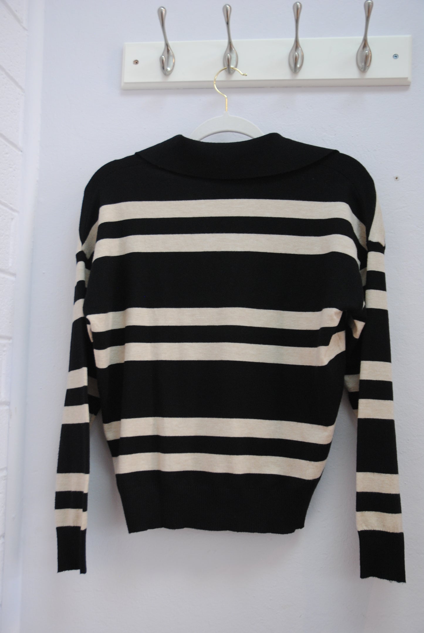 T Tahari Black Ivory Stripe Polo Knit Top S
