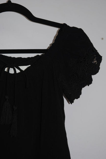 ASTR The Label Black Lace Peasant Blouse XS