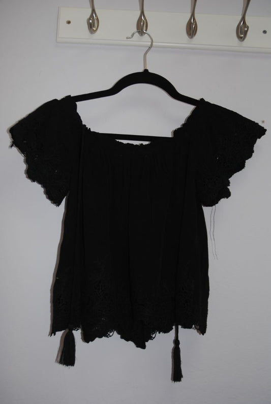 black ASTR The Label silhouette blouse, XS