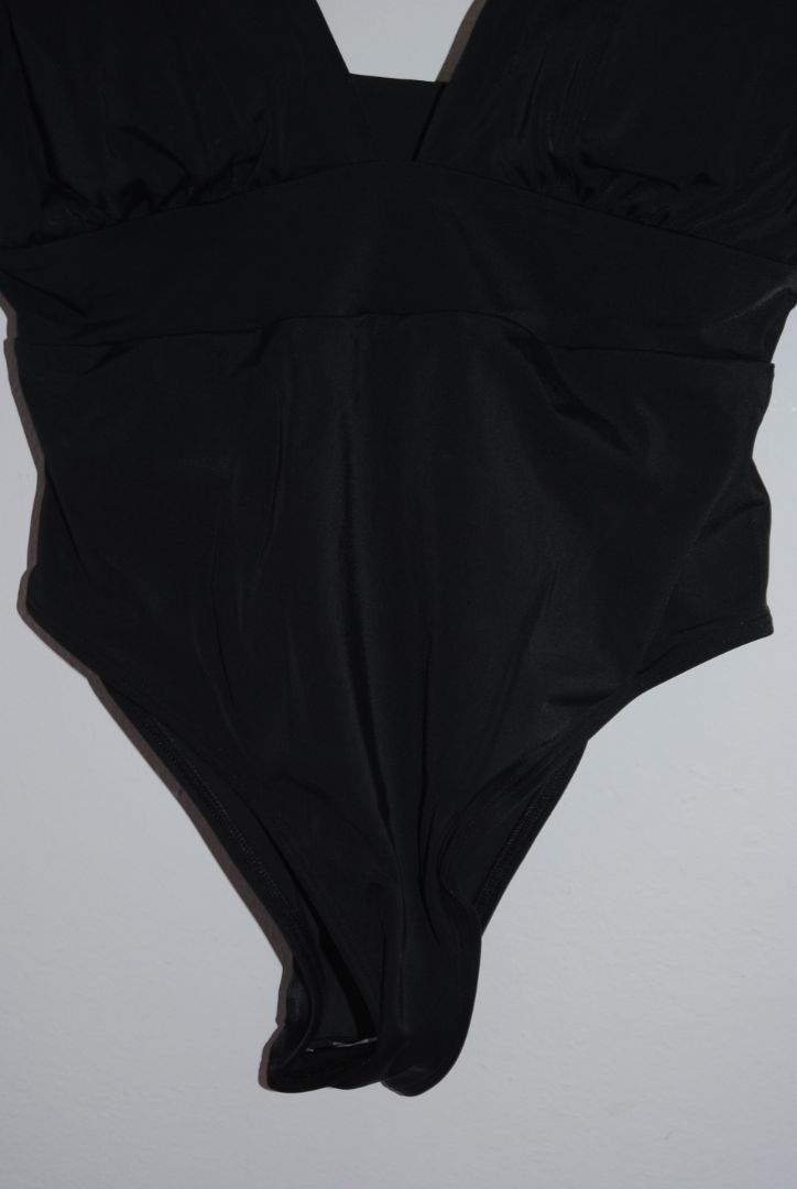 black Andie one piece swimwear, M