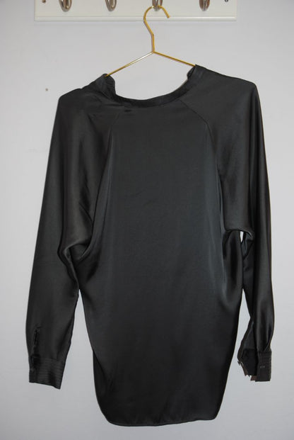 gray R Label satin hooded blouse, xs