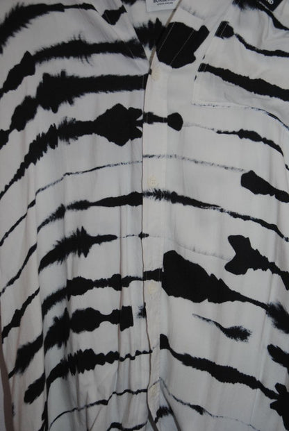 Burberry Kaftan silk convertible shirt