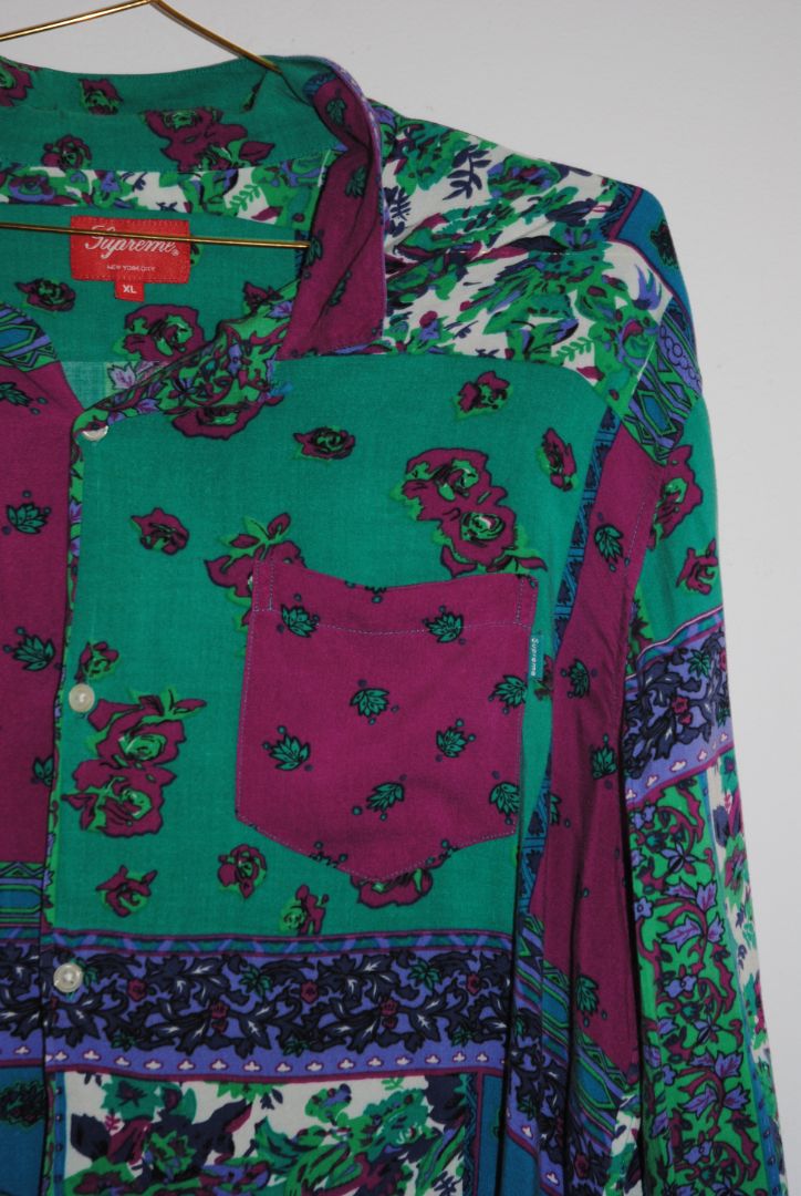 SUPREME floral button up