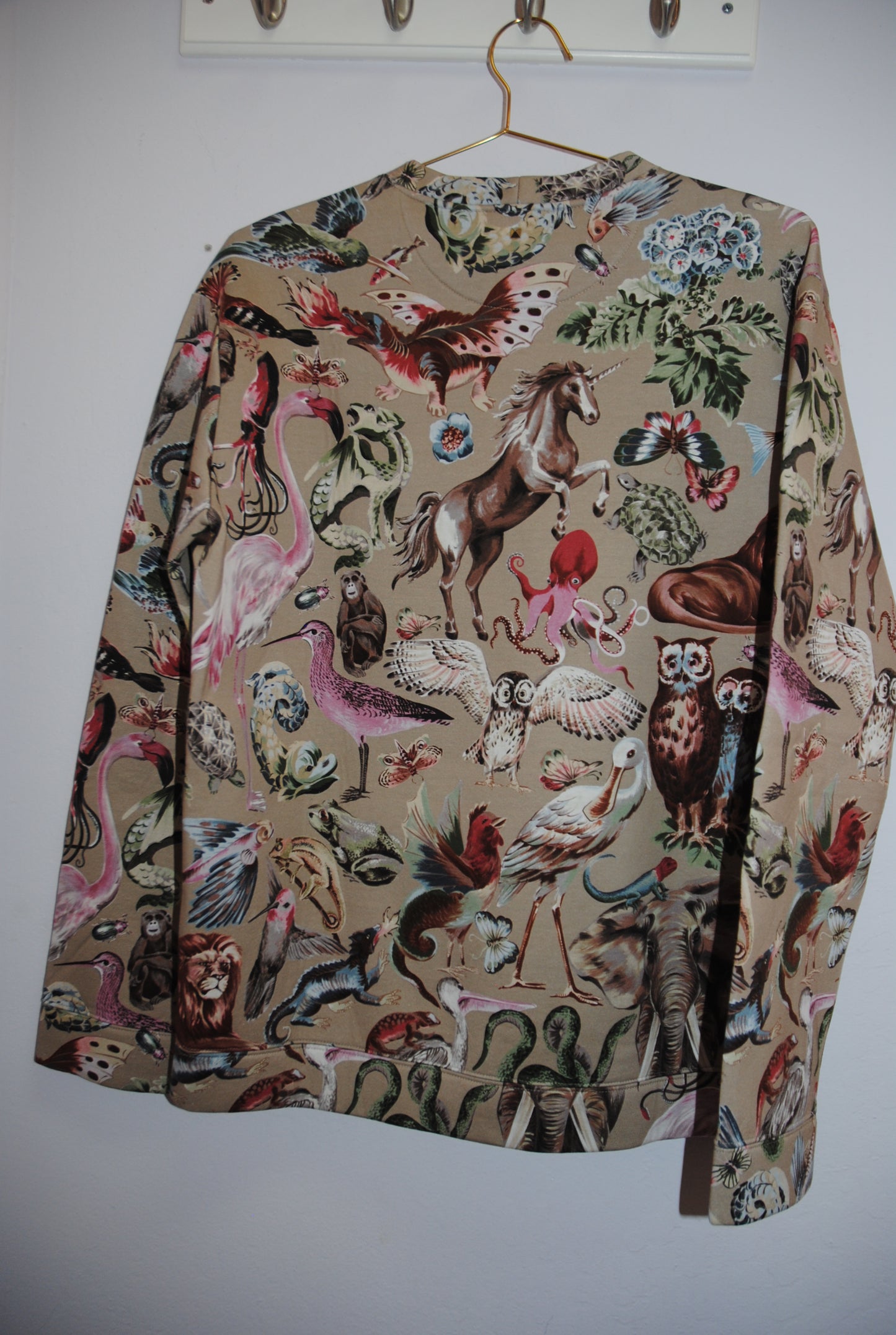 multi color  Valentino crewneck, L