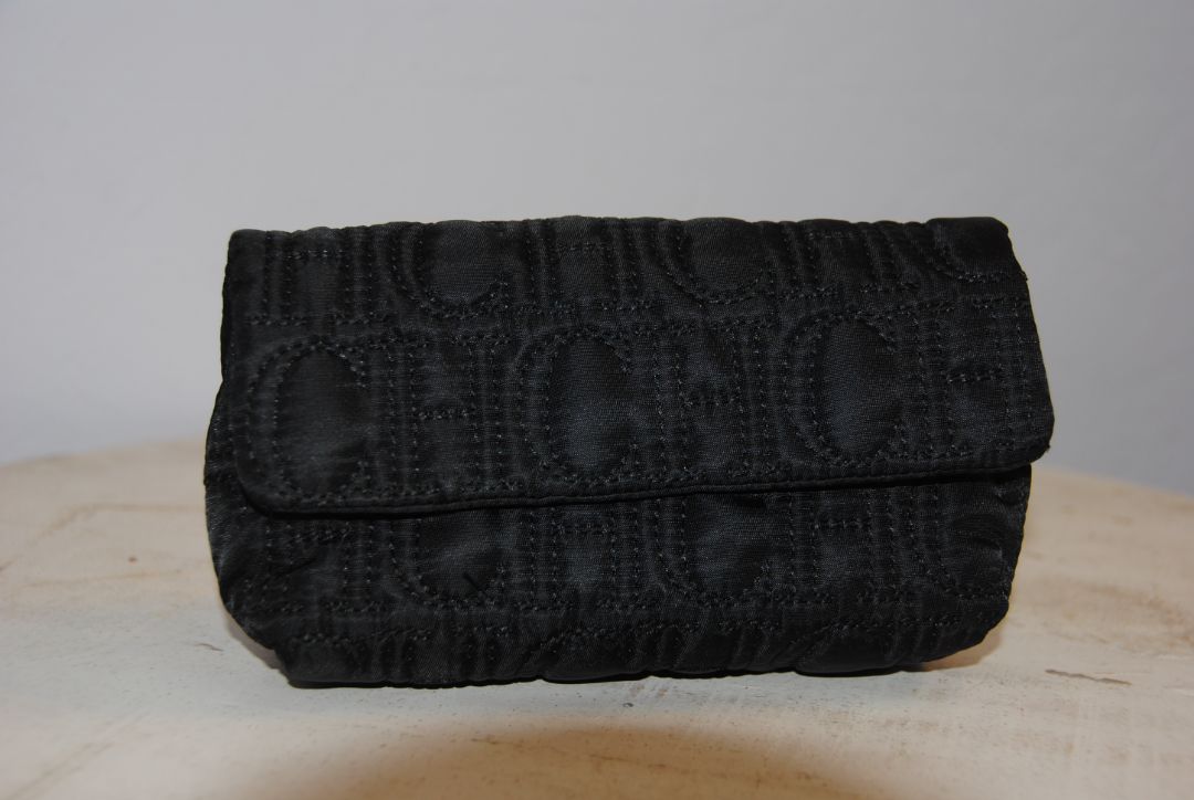 CH Carolina Herrera clutch