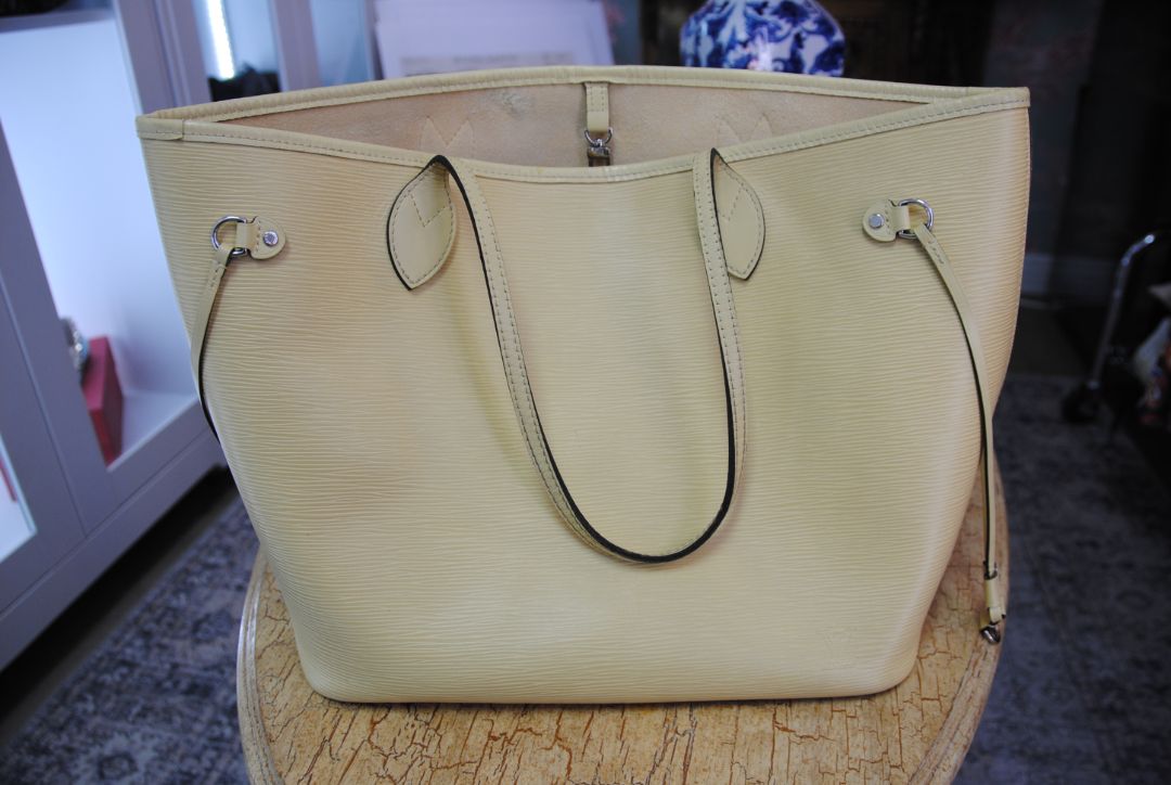 Louis Vuitton Epi Neverfull MM in Citron
