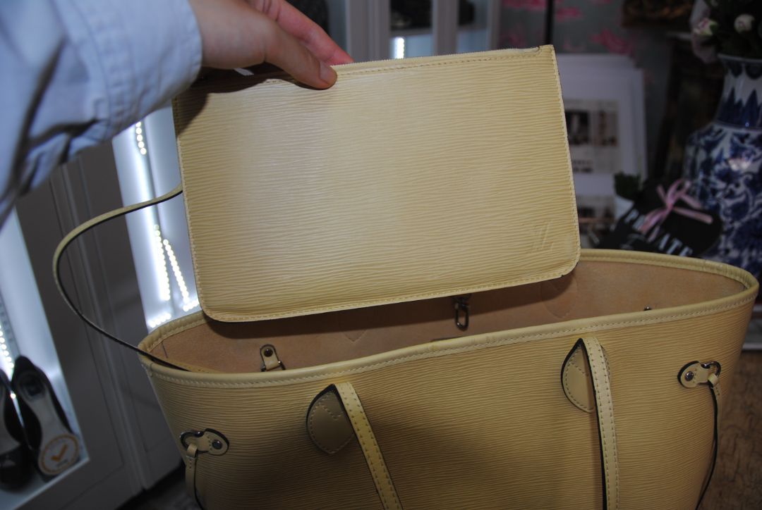 Louis Vuitton Epi Neverfull MM in Citron