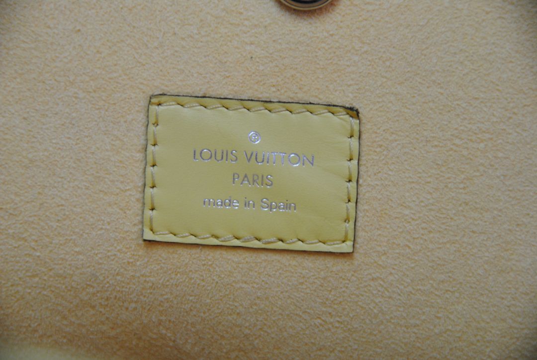 Louis Vuitton Epi Neverfull MM in Citron
