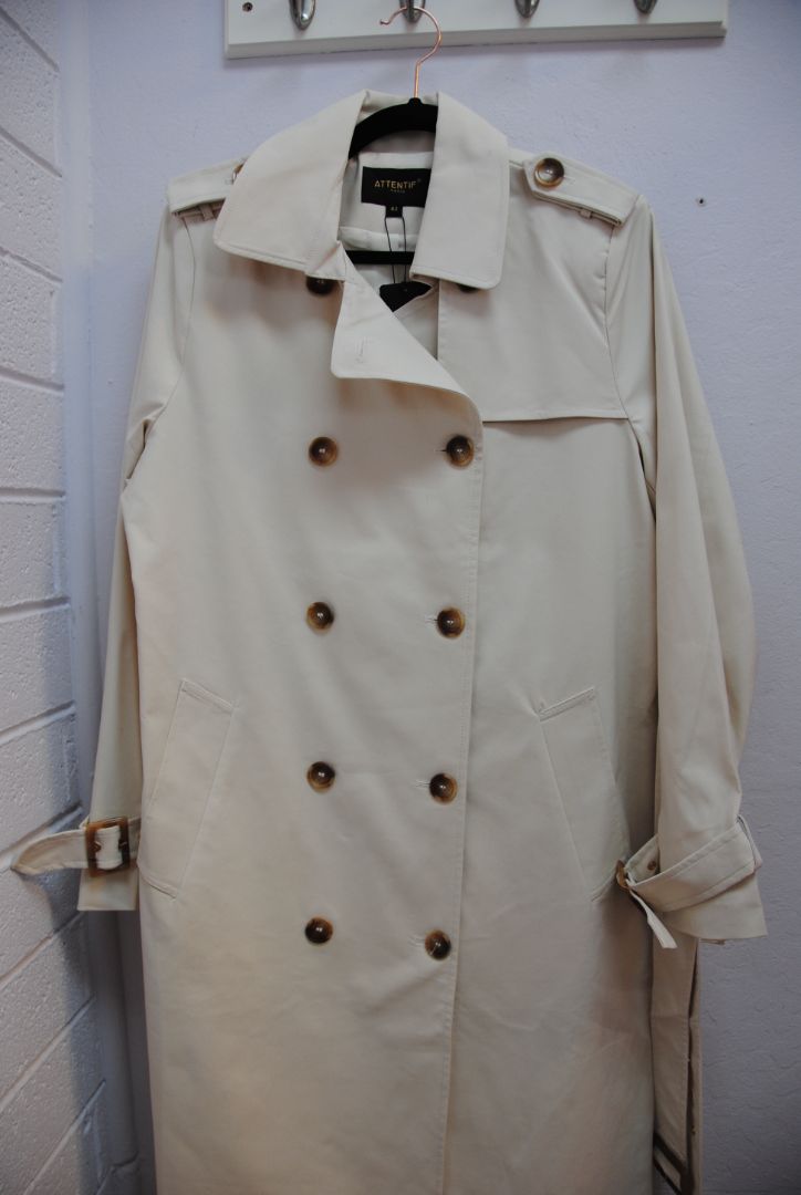 Attentif Paris Classic double breasted trench coat
