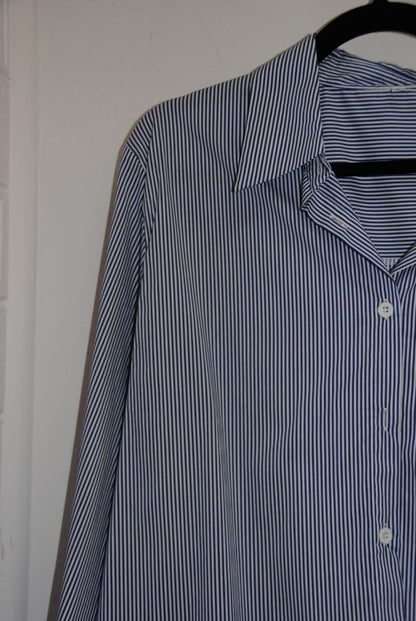 Hidden Label capri cropped pinstripe shirt