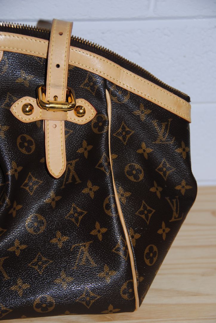 Louis Vuitton monogram Tivoli GM
