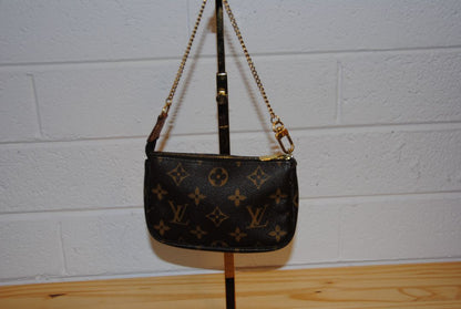 Louis Vuitton Mini Pochette