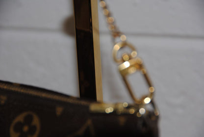 Louis Vuitton Mini Pochette