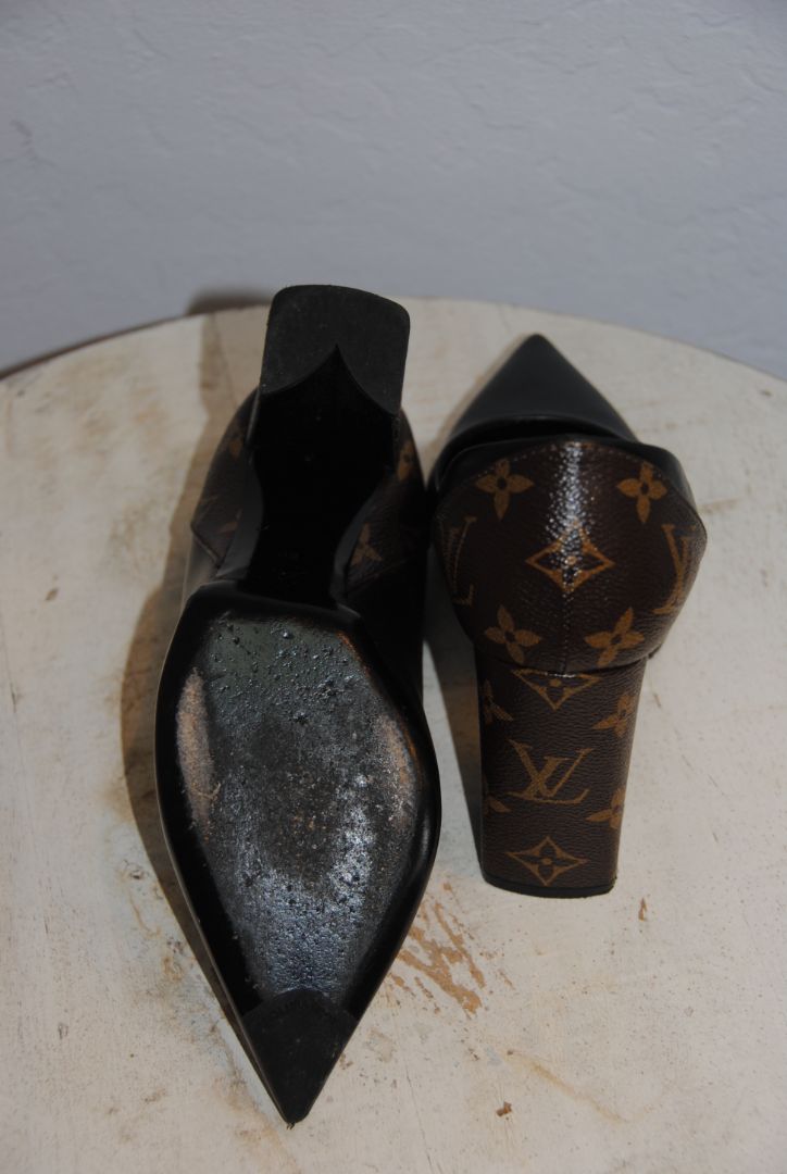 Louis Vuitton monogram heel pointed toe block heel