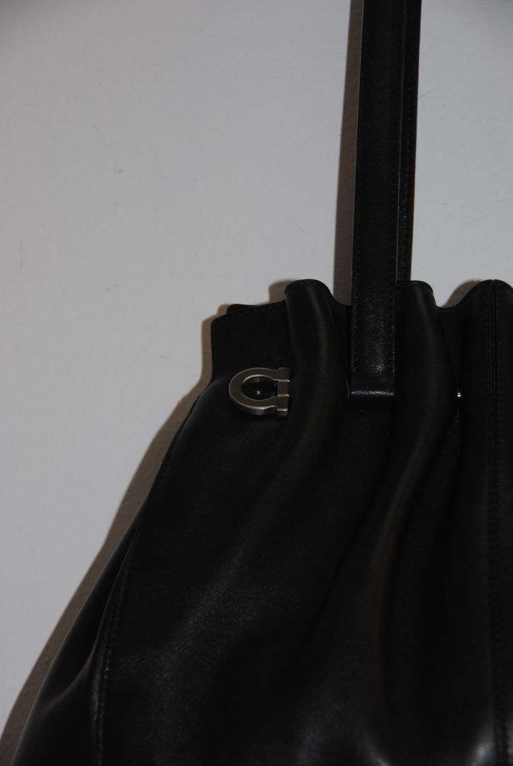 Ferragamo vintage Gancini pleated top handle